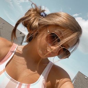 Meet your Posher, Heather